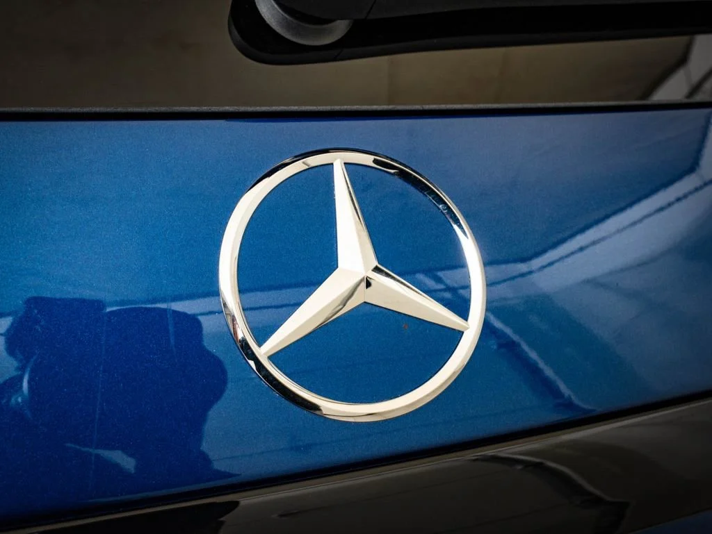New 2026 Starling Blue Metallic Mercedes-Benz GLC 300 image 17