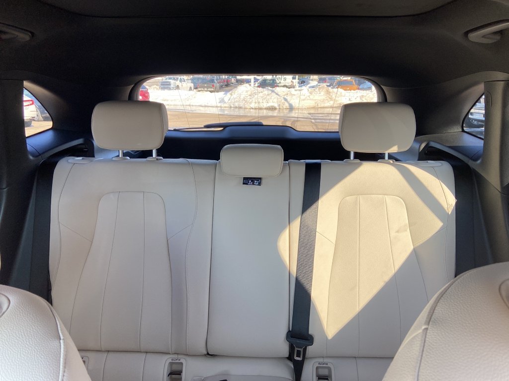 Certified Used 2026 Polar White Mercedes-Benz GLA 250 4MATIC® image 15