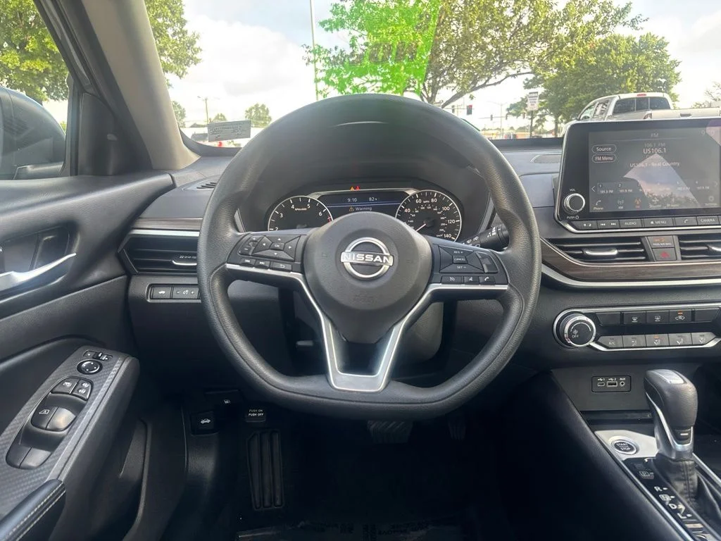 Used 2024 Gray Nissan 2.5 SV image 16