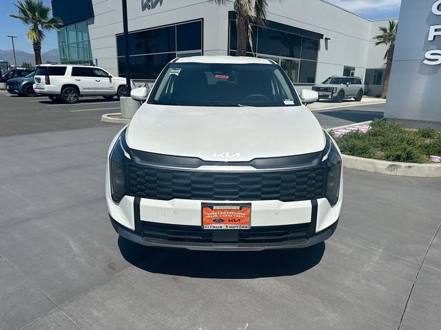 Used 2026 Snow White Pearl Kia LX image 29