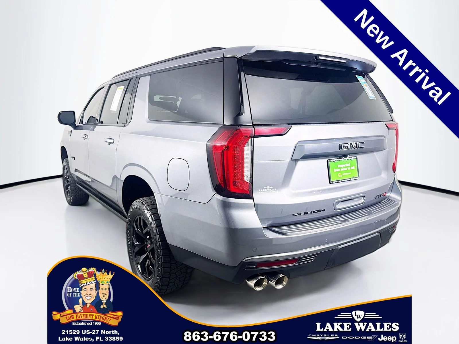 Used 2022 Gray GMC AT4 image 5