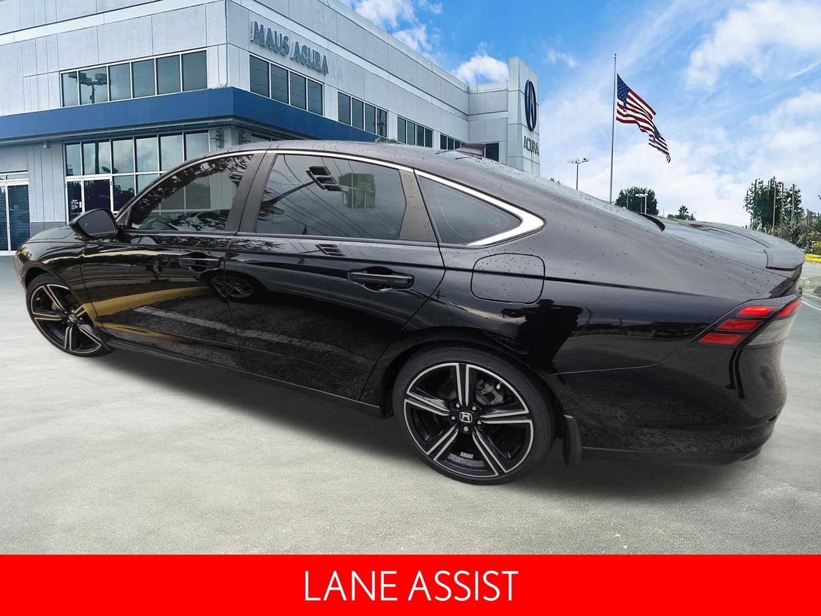 Used 2024  Honda Sport image 10