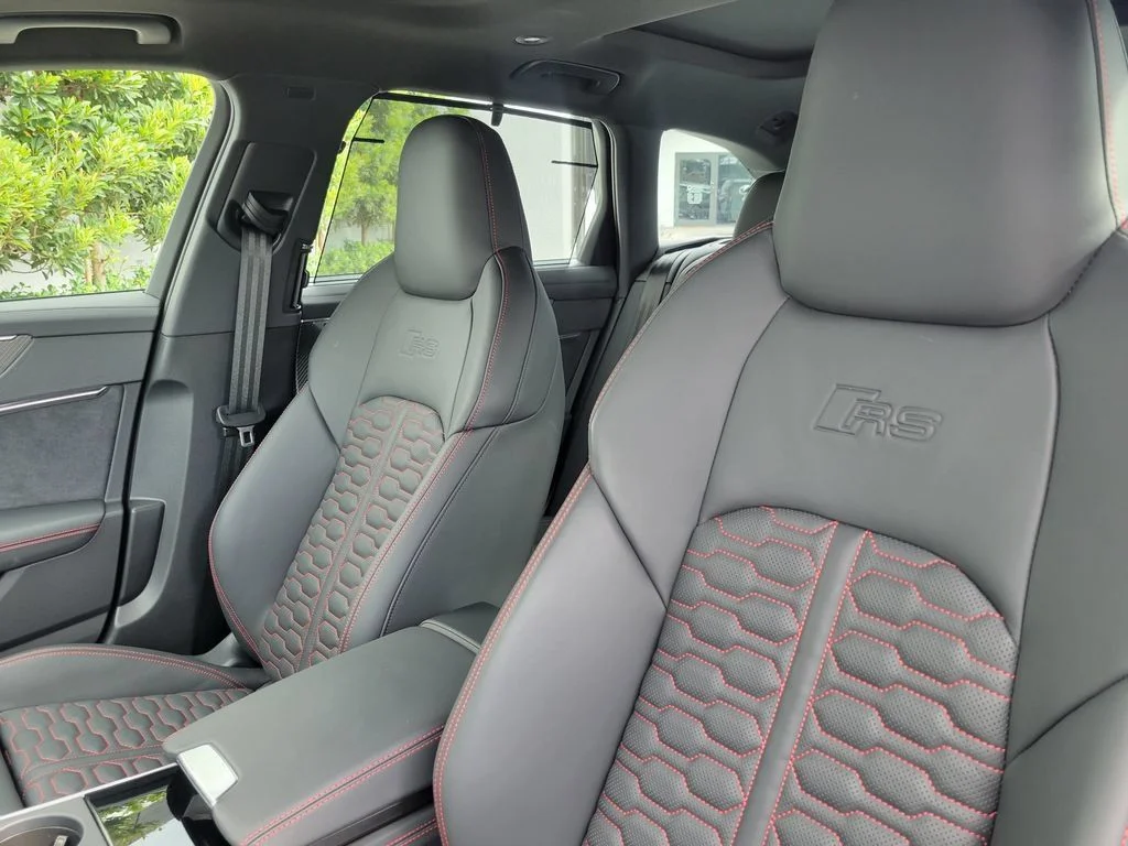 Used 2024 Daytona Gray Pearl Effect Audi 4.0T image 20