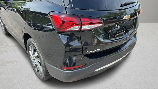 Used 2024 Mosaic Black Metallic Chevrolet LT image 34