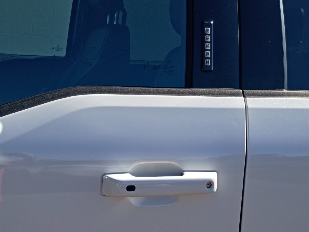Used 2023 White Ford XL image 15