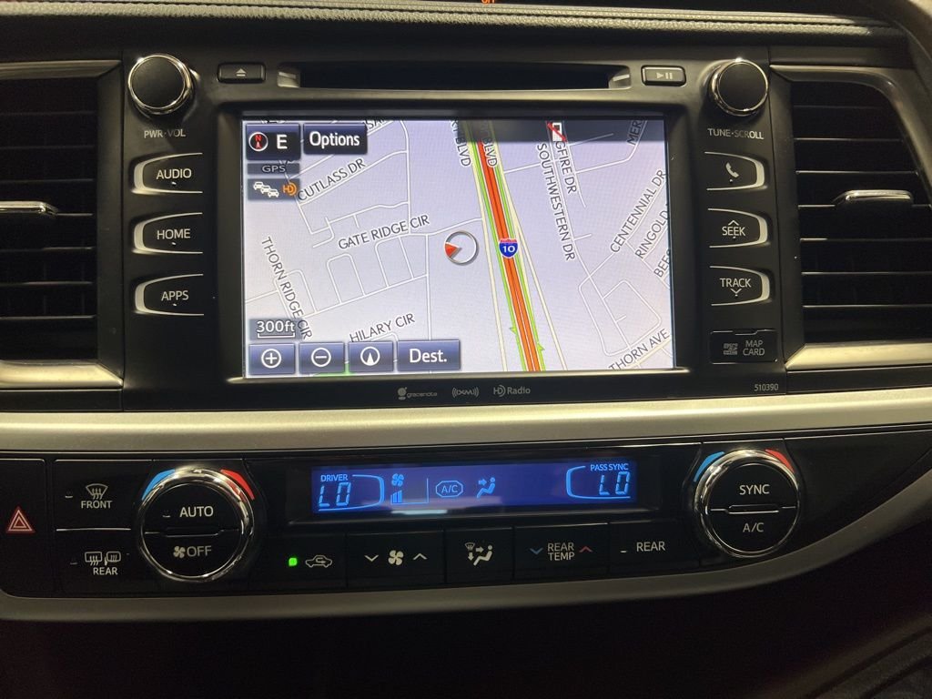 Used 2019 Gray Toyota XLE image 21
