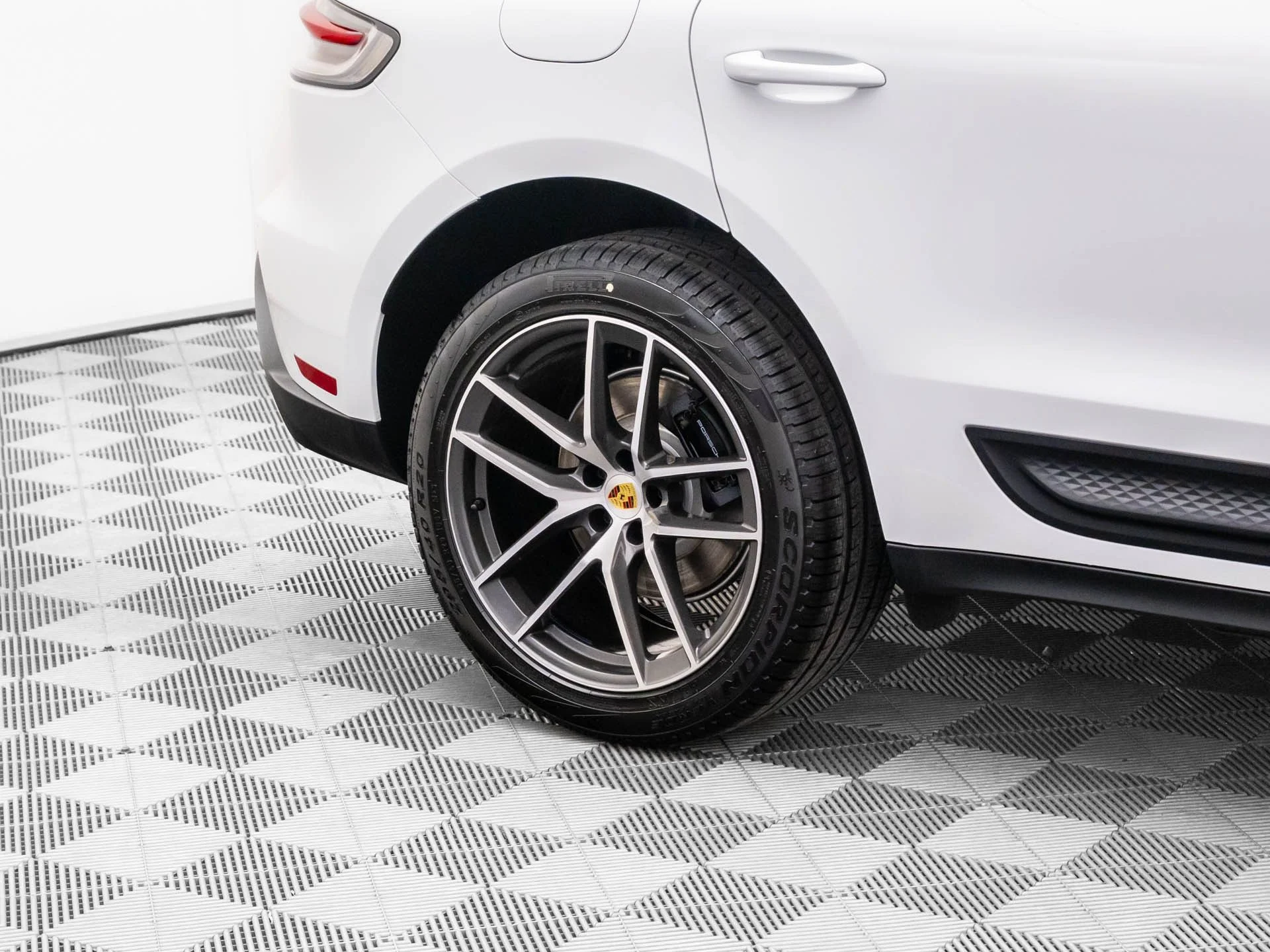 New 2026 White Porsche  image 32