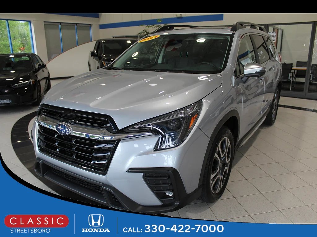 Used 2023 Ice Silver Metallic Subaru Limited 7-Passenger image 1