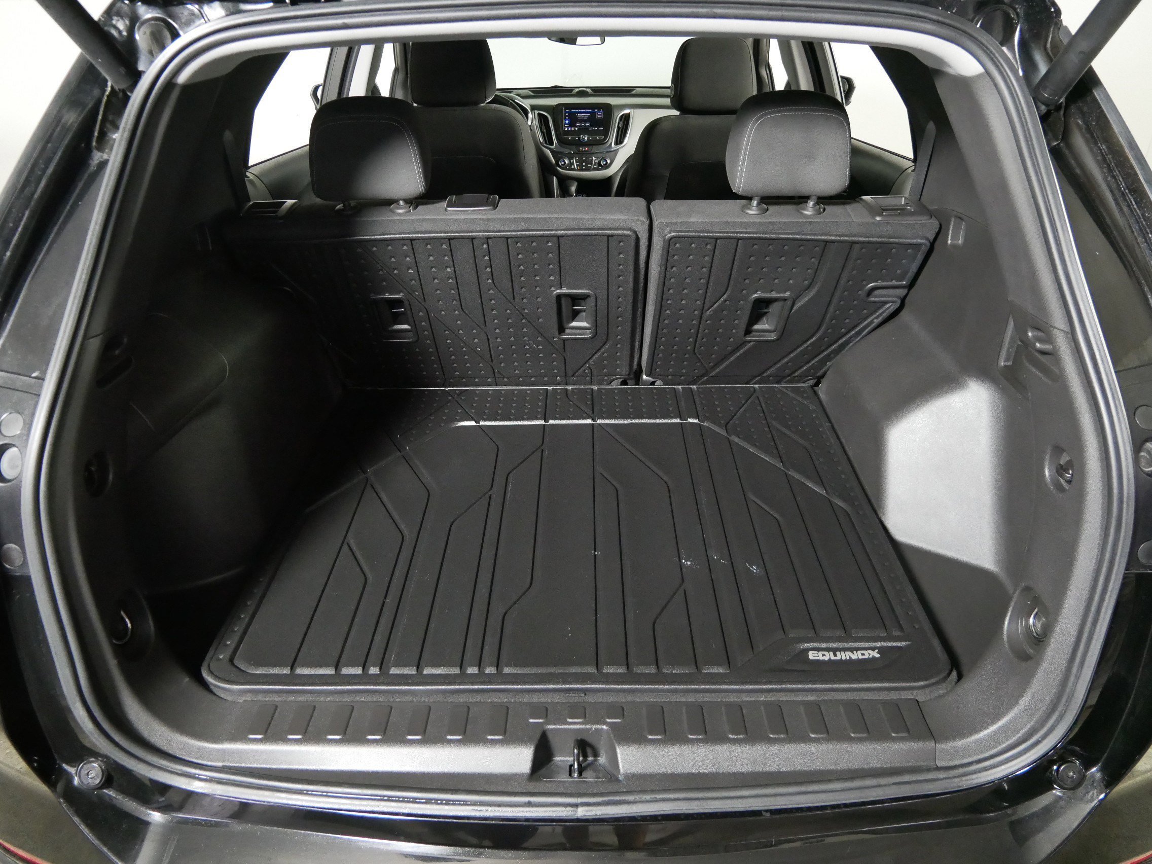 Used 2023 Mosaic Black Metallic Chevrolet LT image 18