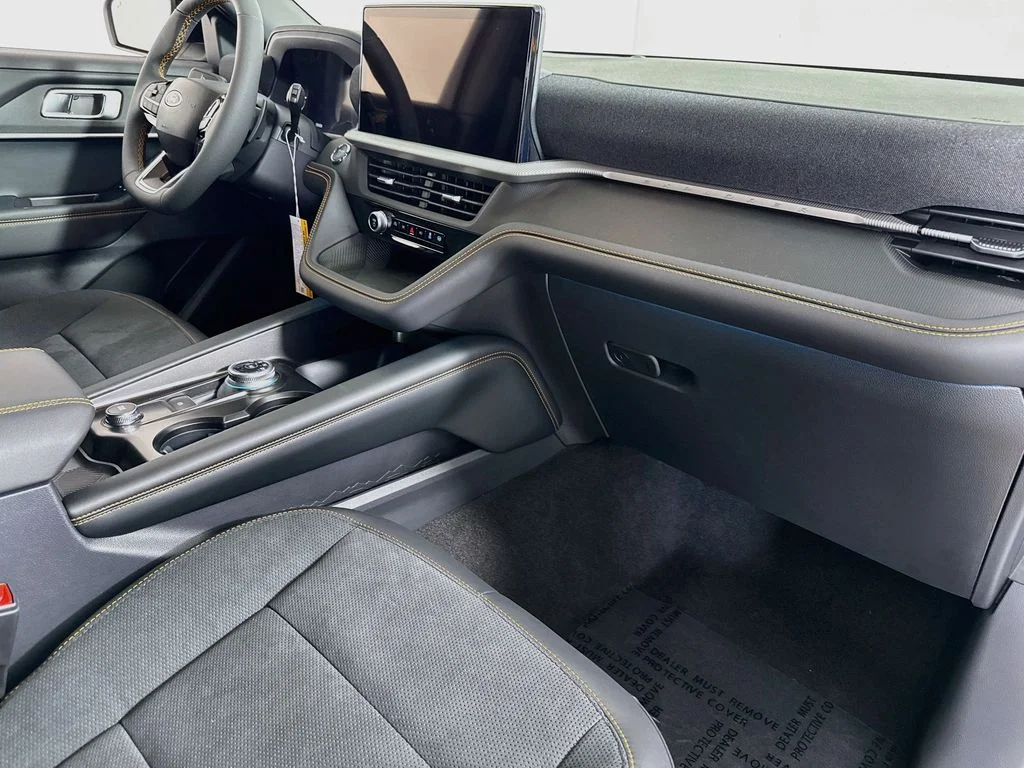 New 2026 Star White Metallic Tri-Coat Ford Tremor® image 30