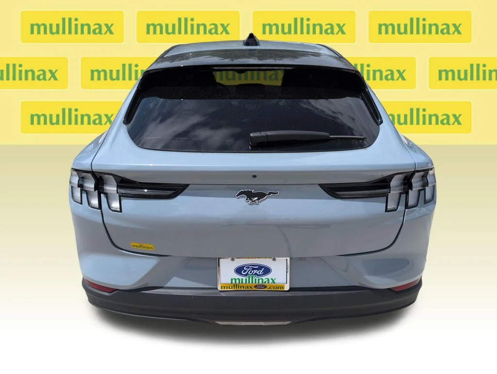 New 2026 Gray Ford Select image 26