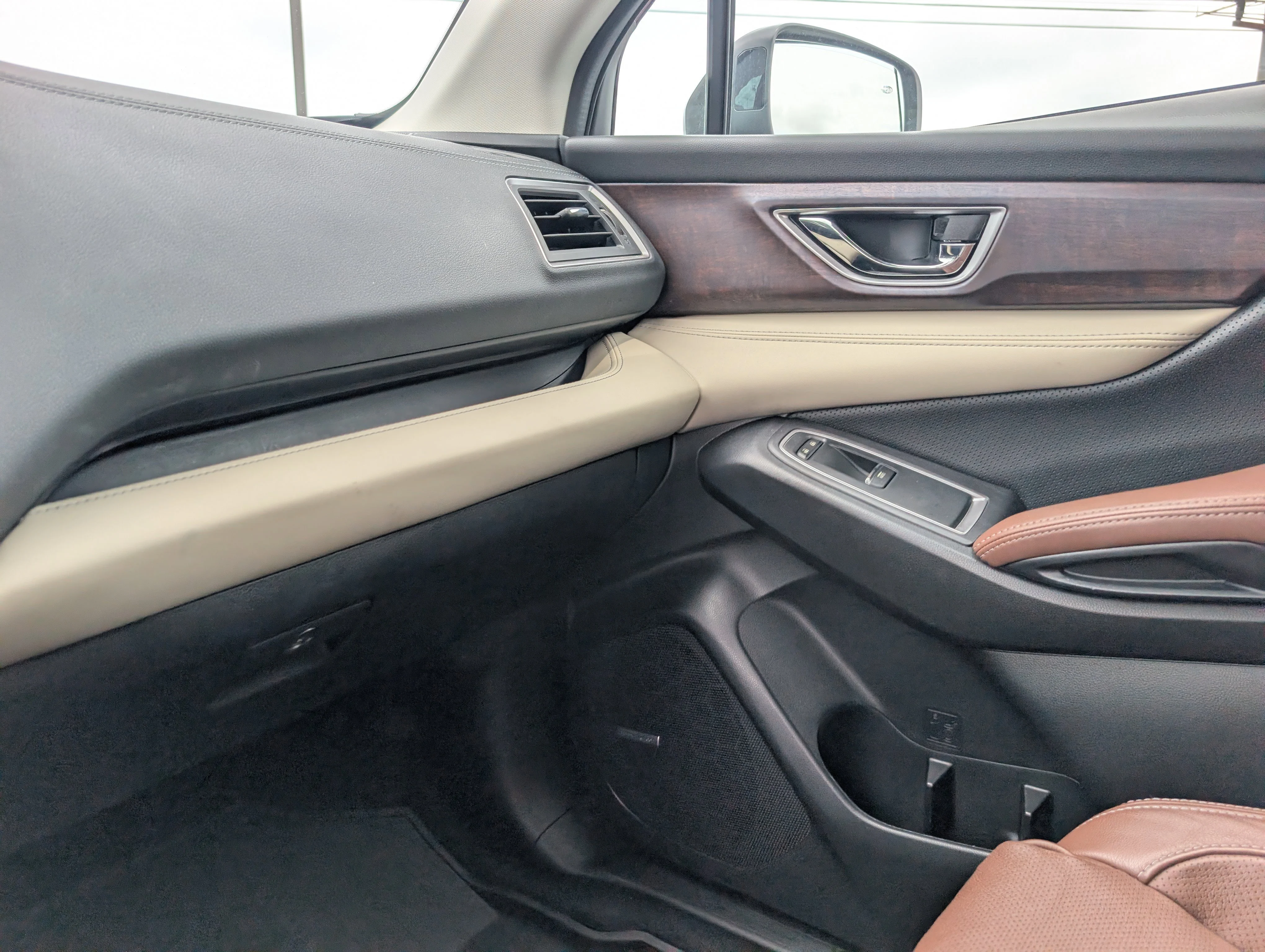 Used 2020 Magnetite Gray Metallic Subaru Touring image 33