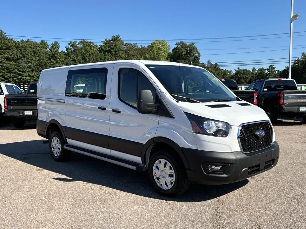 Used 2025 White Ford  image 1