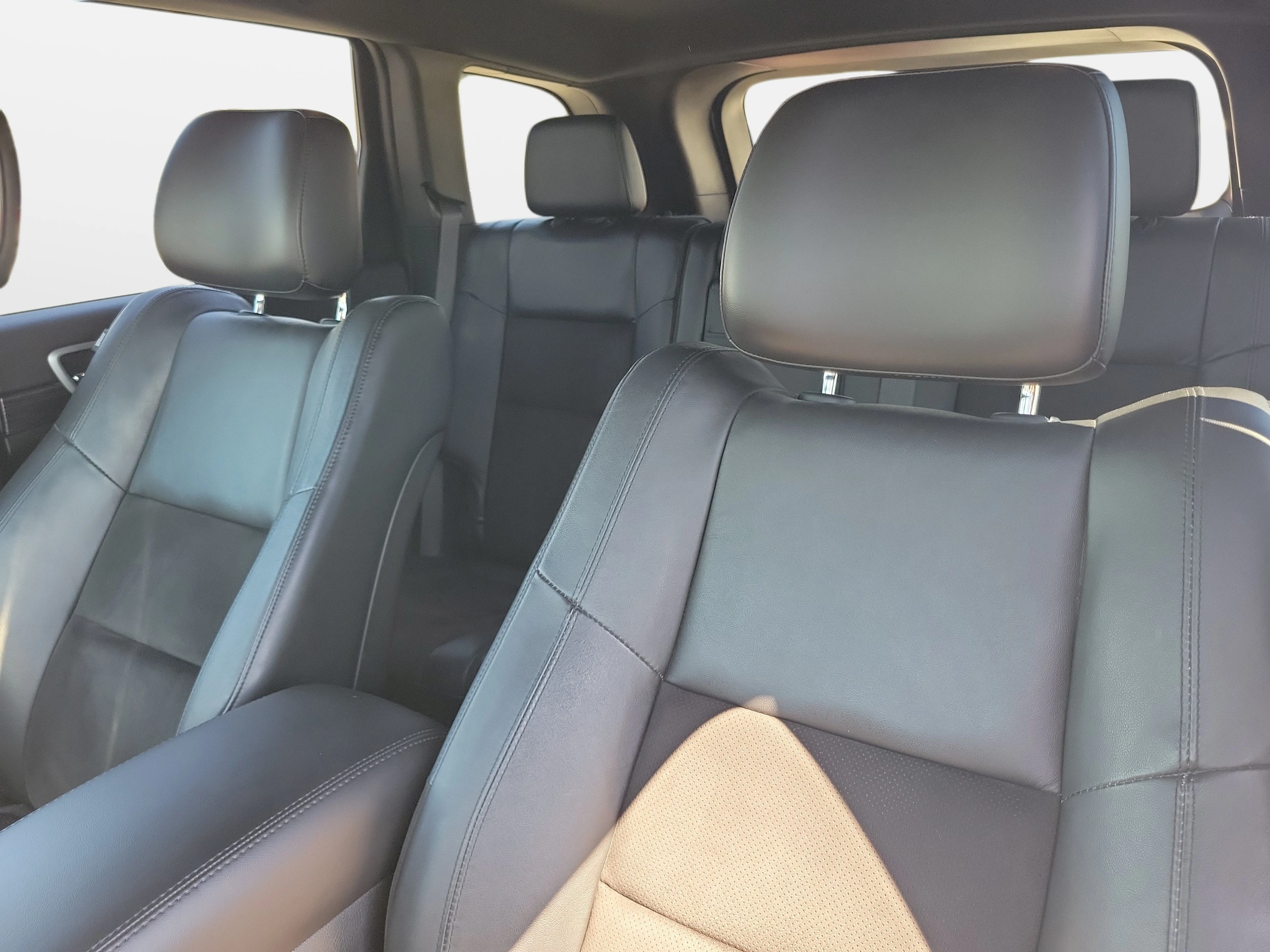 Certified Used 2021 White Jeep Laredo X image 12