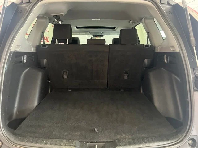 Used 2019  Honda EX image 8
