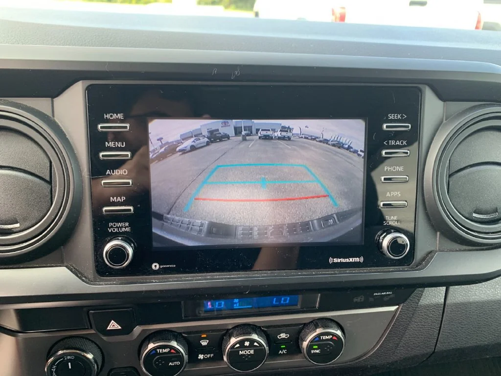 Used 2021 Silver Toyota SR image 22
