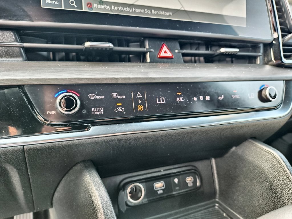 Used 2023 Red Kia X-Line image 19