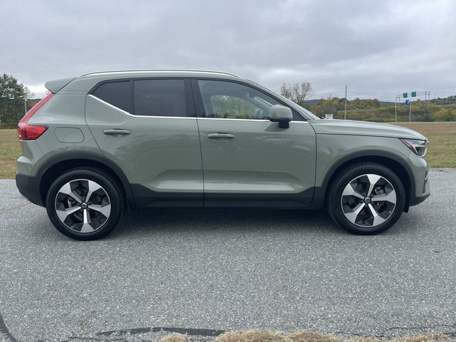 Used 2025 Green Volvo Plus Bright Theme image 5