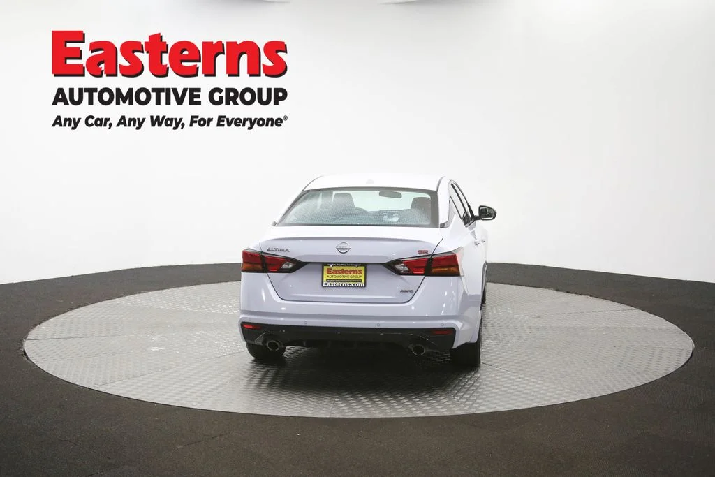 Used 2025 Gray Nissan 2.5 SR image 38