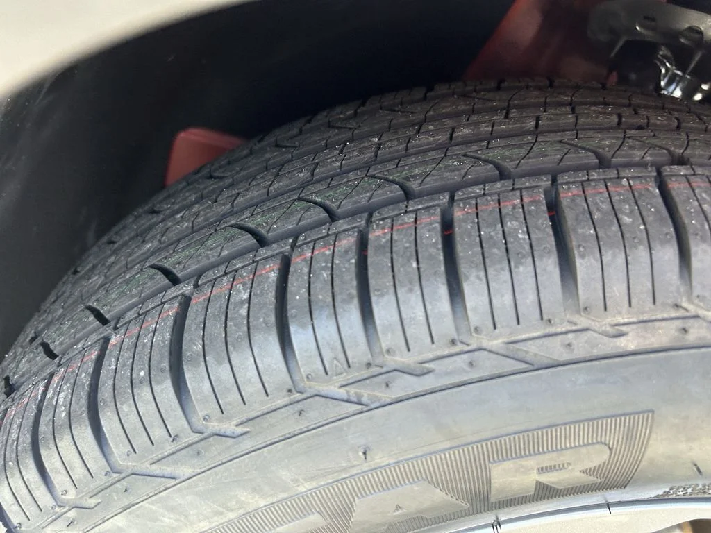 Used 2023 Red Hyundai SEL image 38
