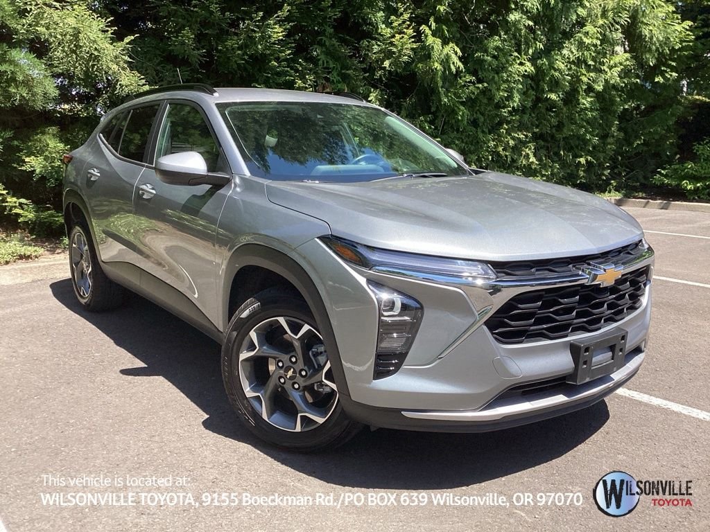 2025 Chevrolet Trax LT's photo