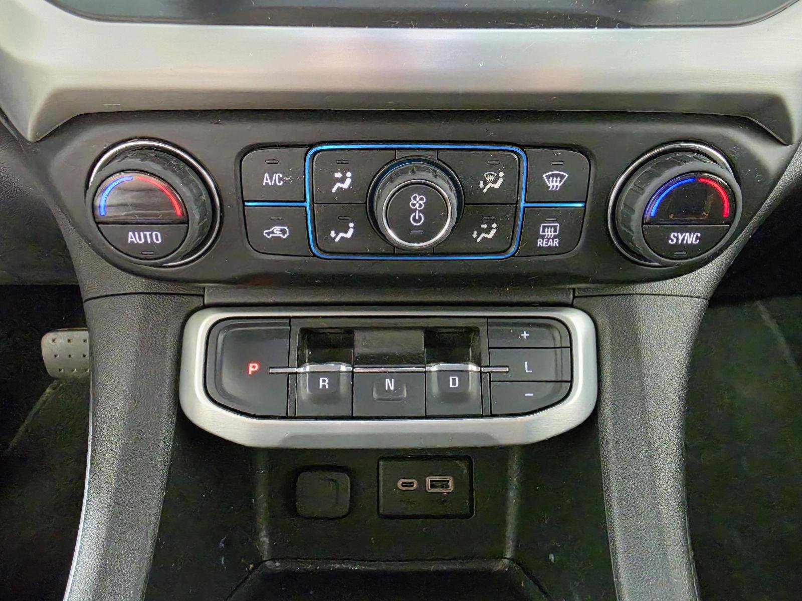 Used 2020 Smokey Quartz Metallic GMC SLE image 18