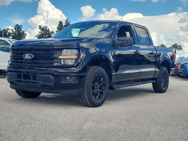 New 2026 Black Metallic Ford XLT image 32