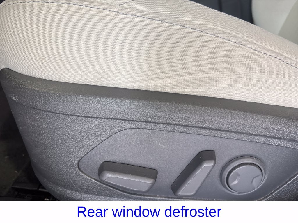 Certified Used 2025 Silver Hyundai SEL image 26