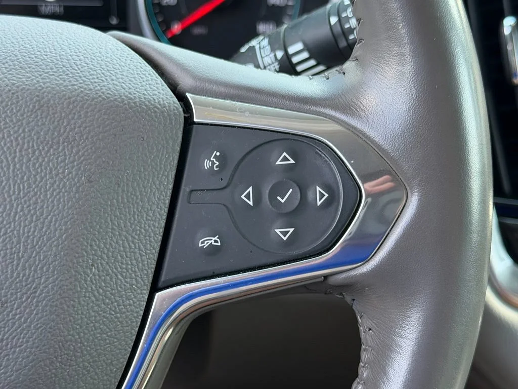 Used 2019 SATIN STEEL METALLIC Chevrolet LT Cloth image 32