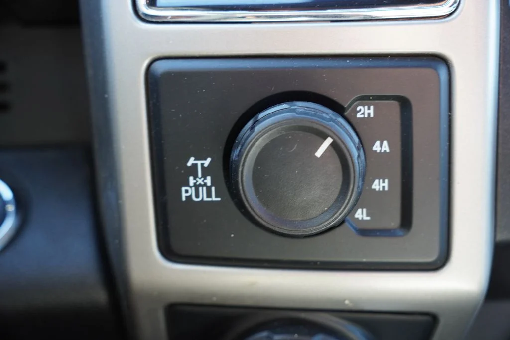 Used 2018 Black Ford Lariat image 32