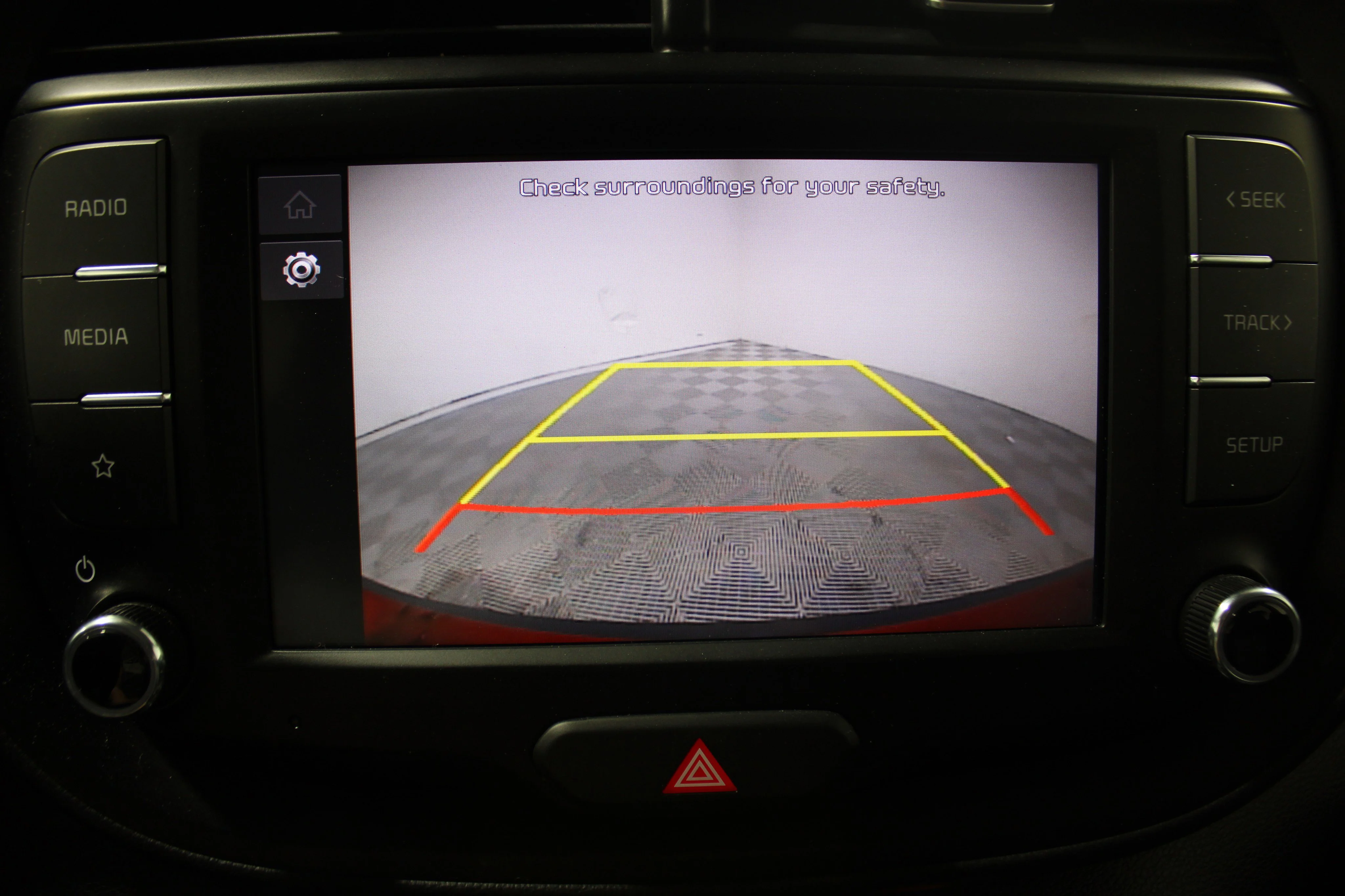 2024 Kia Soul LX - Photo 15