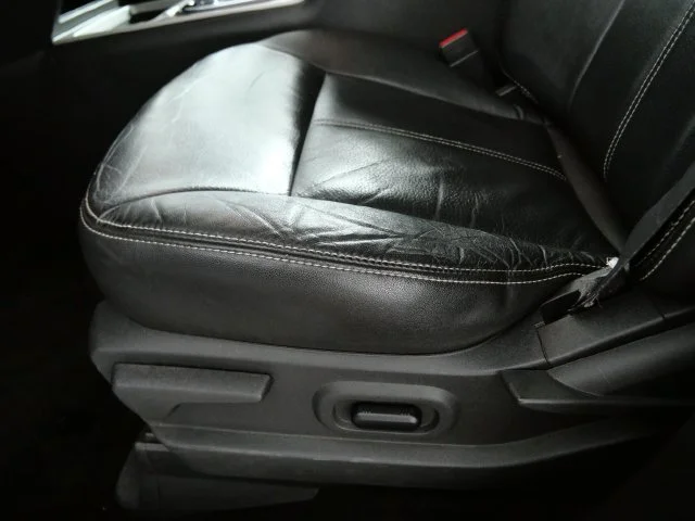 Used 2009 Gray Ford Limited image 17