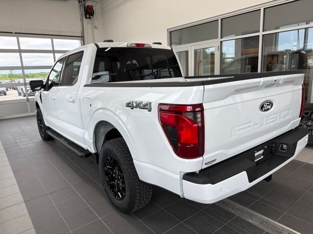 New 2026 Oxford White Ford XLT image 8