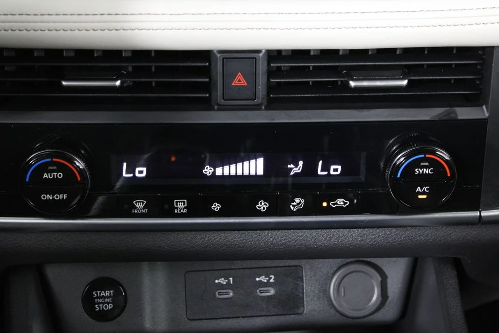 2024 Nissan Rogue SV - Photo 22