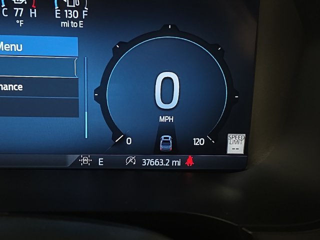 Used 2024 Grey Ford Lariat image 21