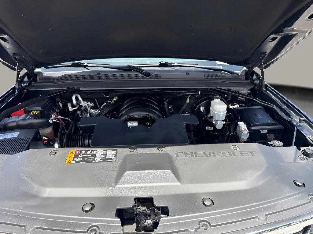 Used 2019 Gray Chevrolet Premier image 34