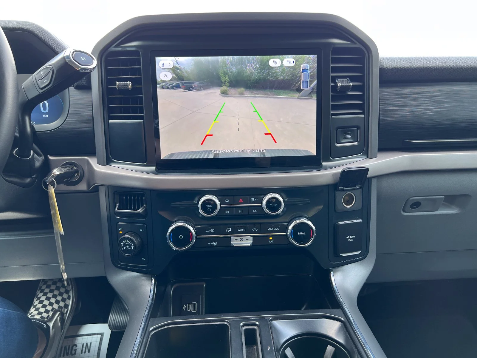 Used 2025 White Ford XLT image 11