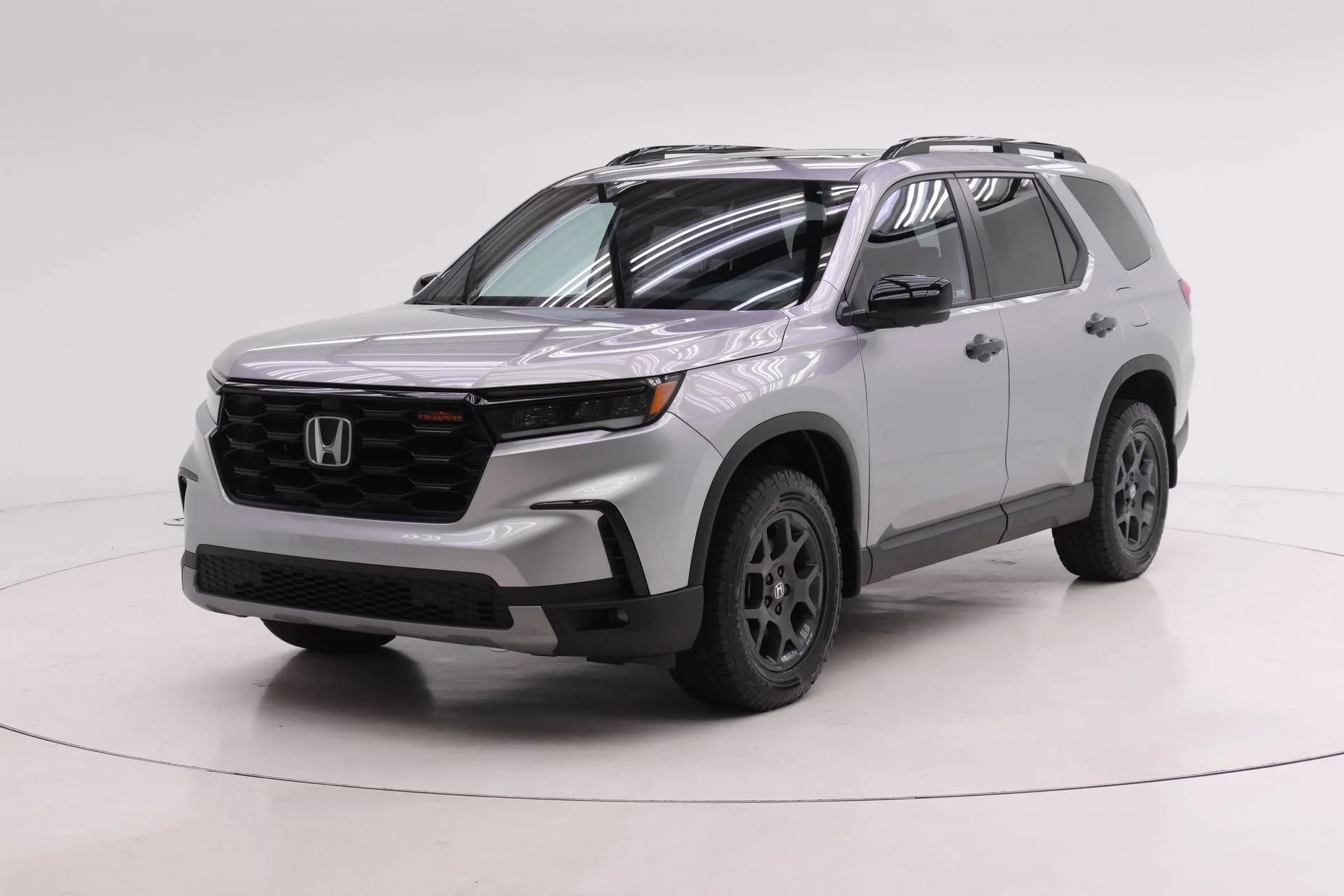 2025 Honda Pilot TrailSport AWD's photo