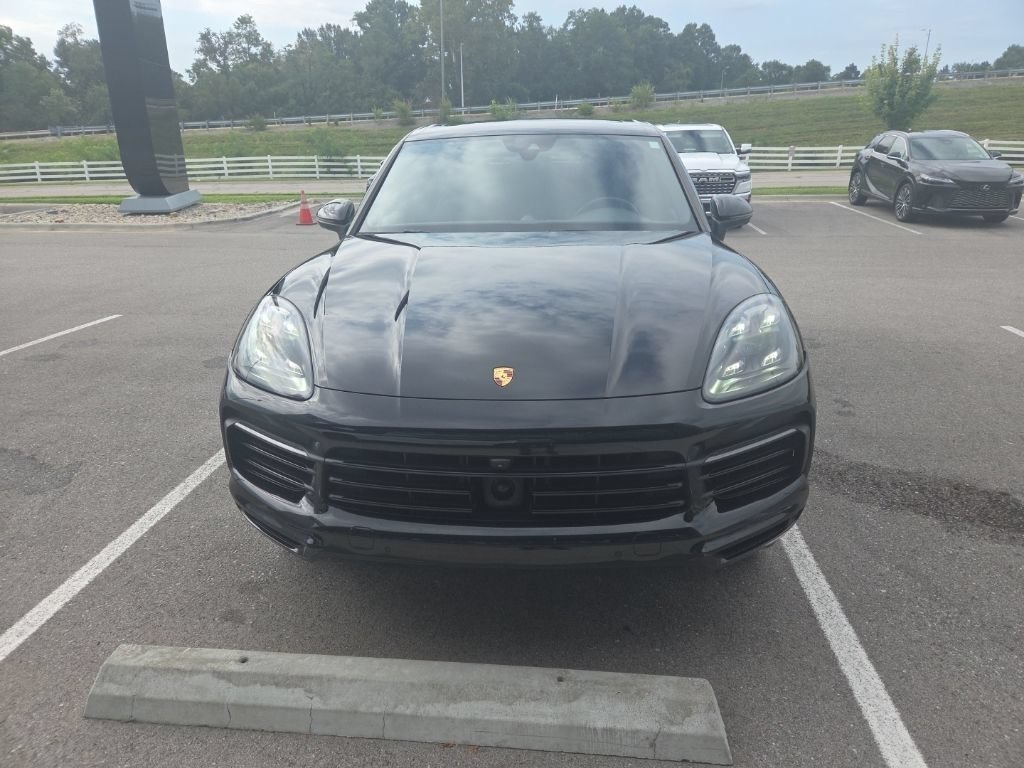 Used 2019 Jet Black Metallic Porsche Base image 4