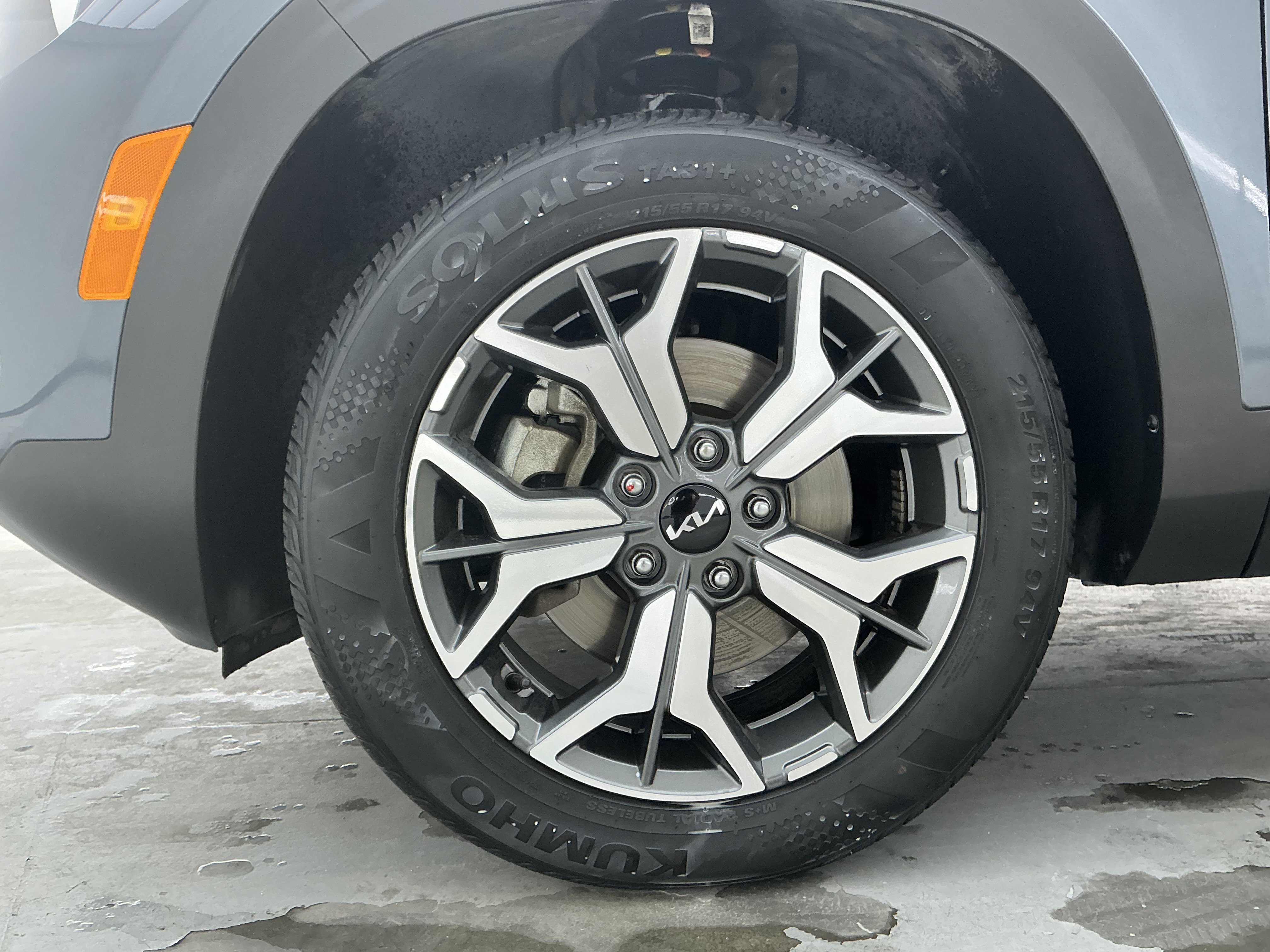 Used 2023 Gravity Gray Kia EX image 18