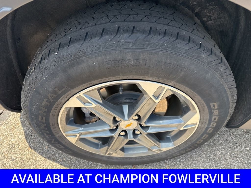Used 2024 Gray Chevrolet LT image 14