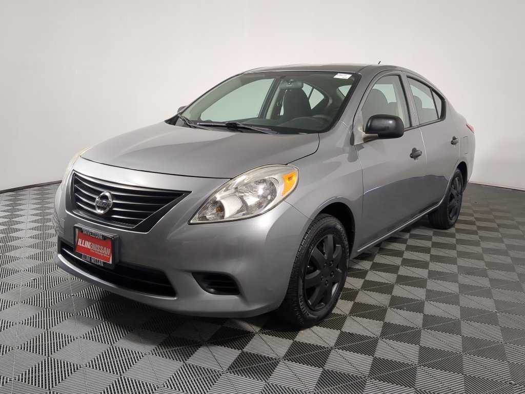 Used 2014 Magnetic Gray Nissan S image 6