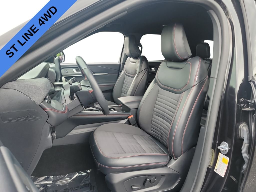 Used 2025 Black Ford ST-Line image 10