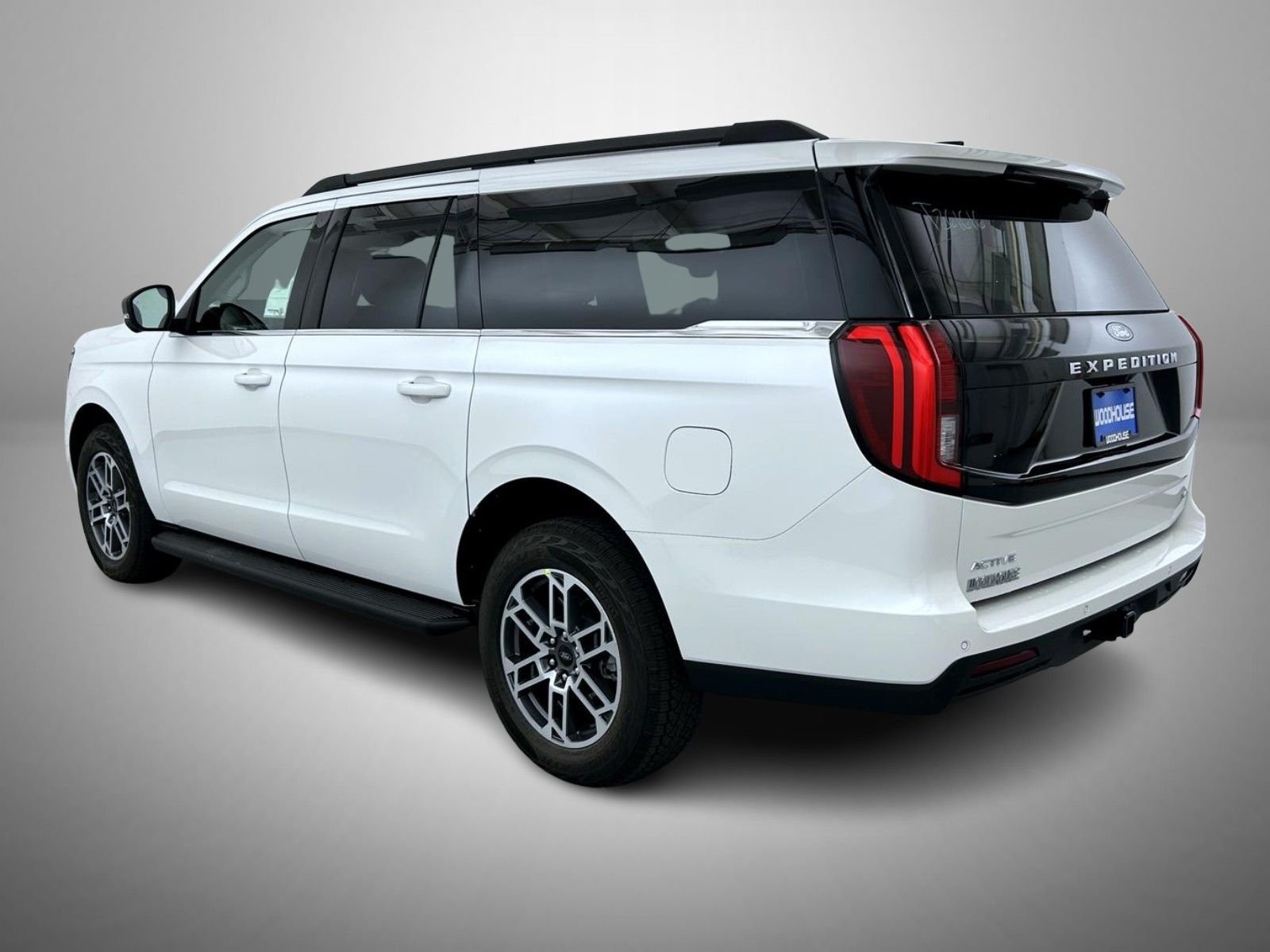 New 2026 Star White Metallic Tri-Coat Ford Active image 7