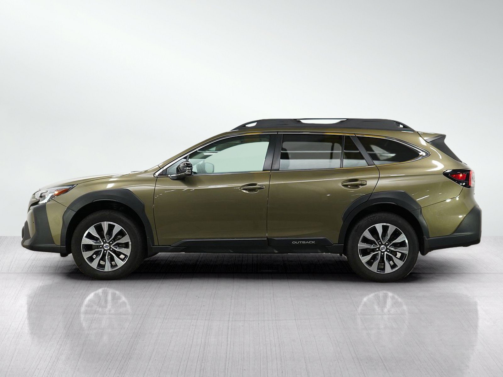 Used 2023 Subaru Outback Limited with VIN 4S4BTGND9P3183164 for sale in South Saint Paul, Minnesota