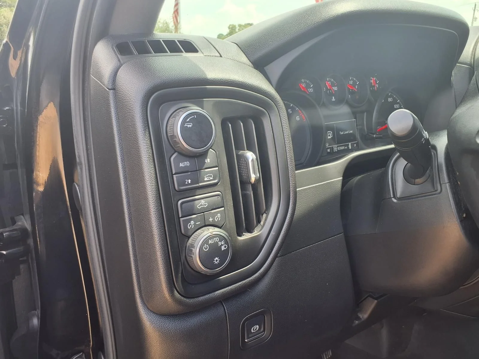 Used 2020 Black Chevrolet Custom image 14