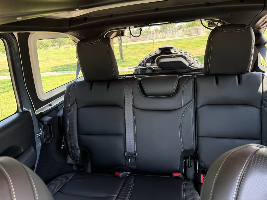 New 2026 Anvil Clearcoat Jeep Sport S image 24