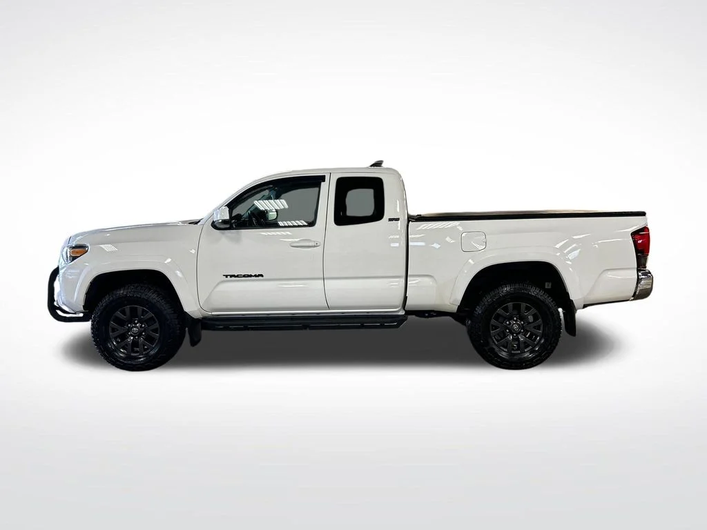 Certified Used 2020 White Toyota SR5 image 2