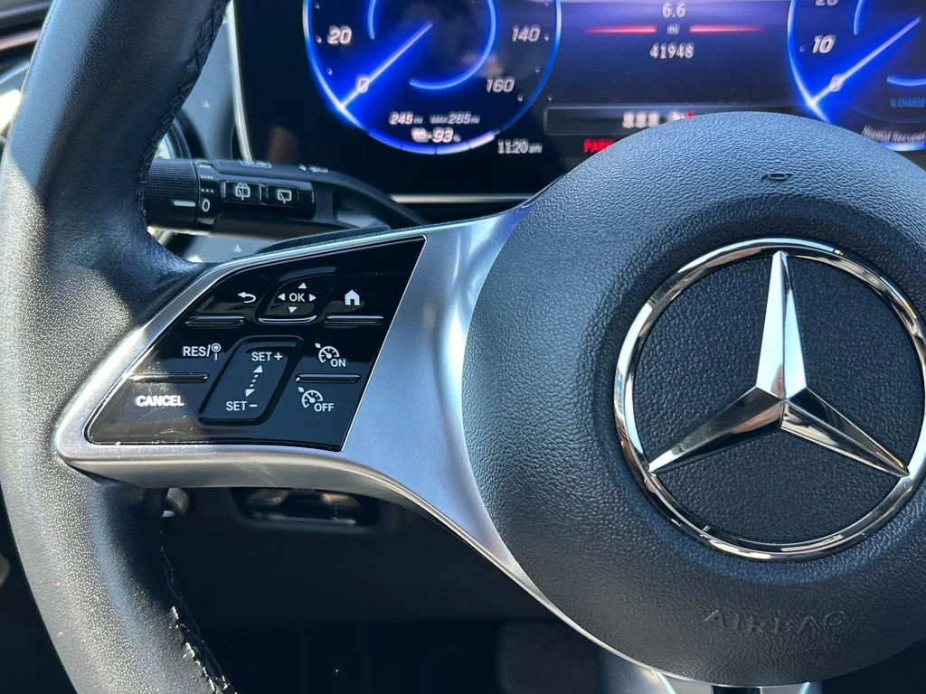 Used 2023 White Mercedes-Benz 350+ SUV image 19