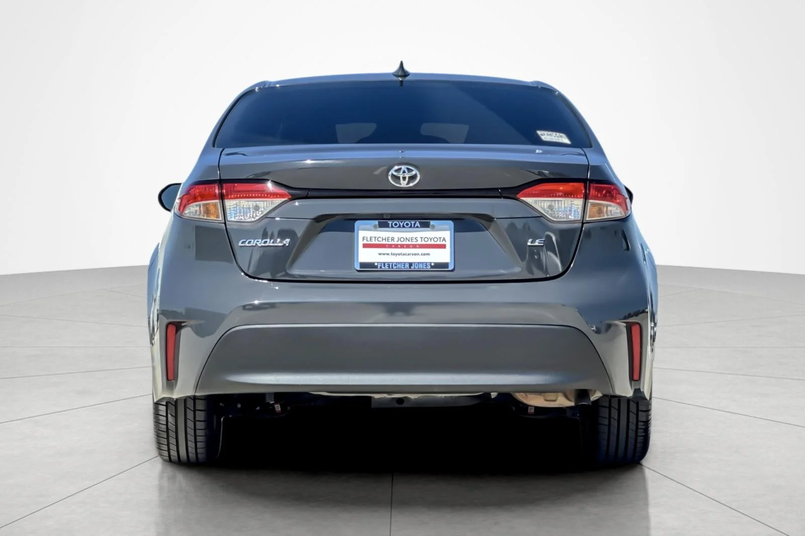 Used 2023 Underground Toyota LE image 4